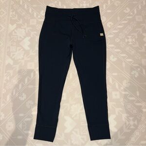 Vuori Daily Legging - Ink Navy - Short (21.5” inseam)
